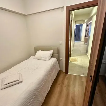 Modern 2 Bedroom In Sisli Apartment